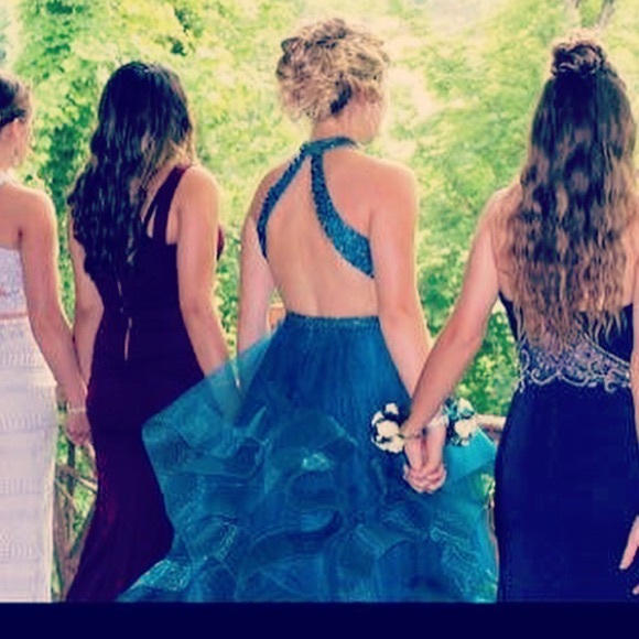 Prom Dress - Picture 3 of 4